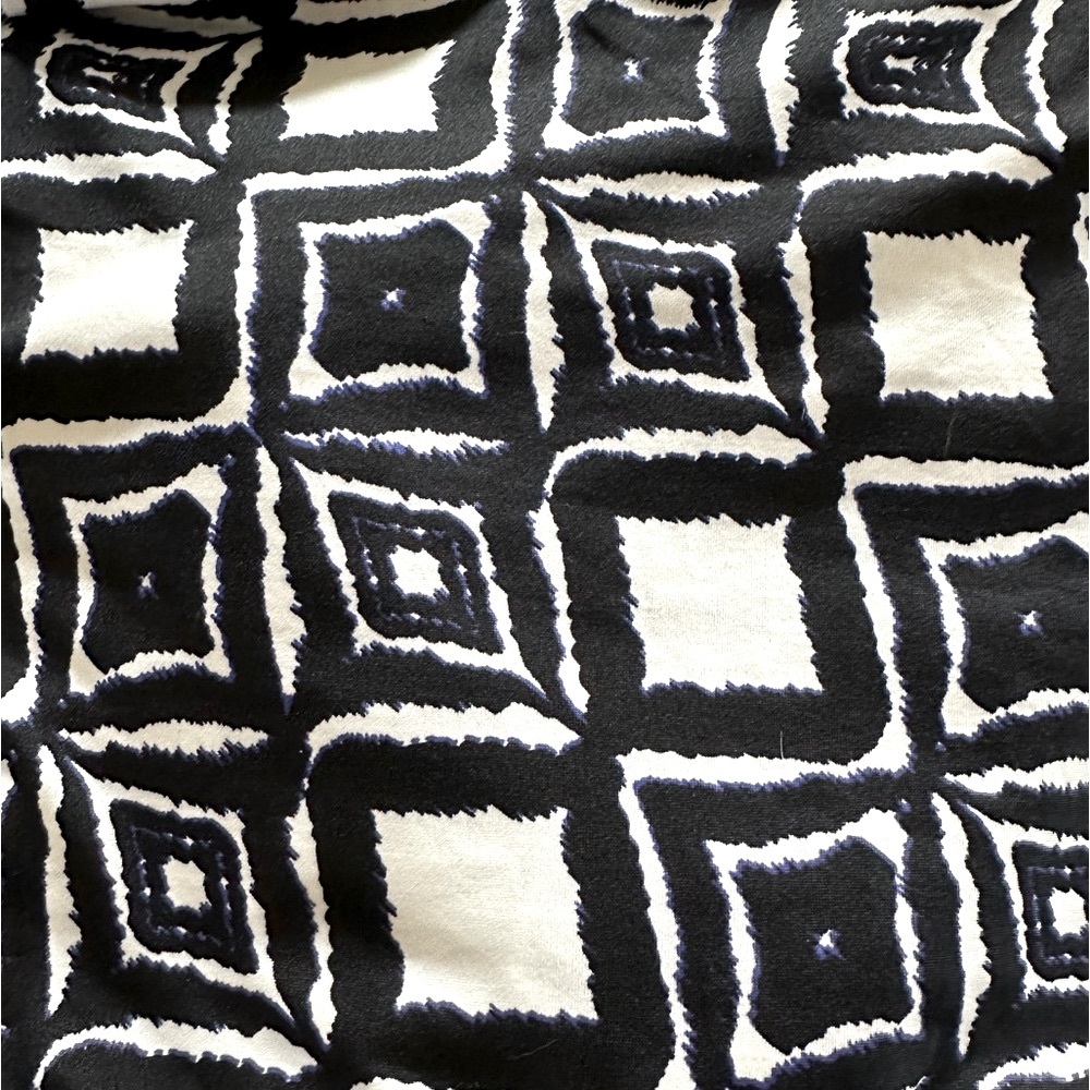 Geometric Pattern Jumpsuit. - Picture 4 of 4